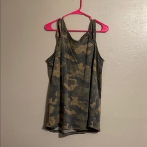 Camo sleeveless